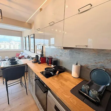 Apartman New And Cosy 1 Bdr Near Old Town And