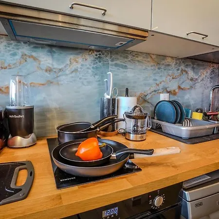 Apartman New And Cosy 1 Bdr Near Old Town And